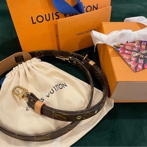 Louis Vuitton Bandoulière 16MM Adjustable Strap